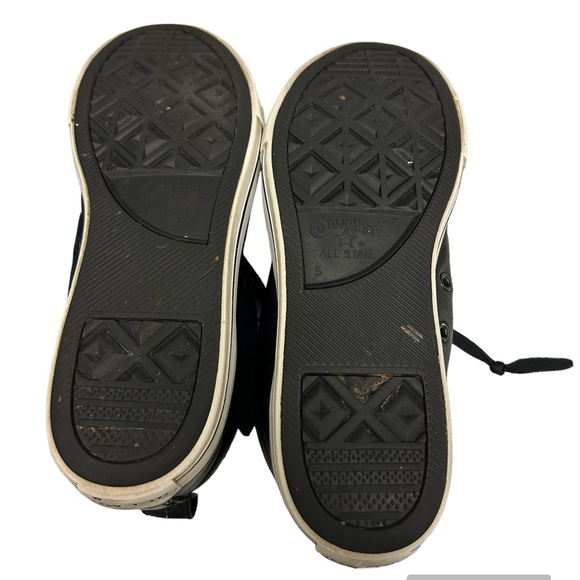 CONVERSE ALL STAR Chuck Taylor Black Leather Junior size 5 - Picture 4 of 6